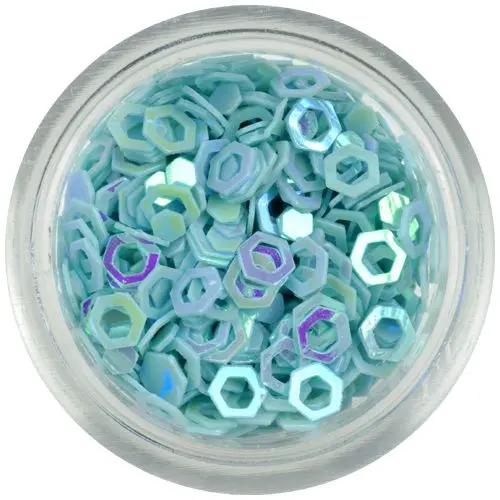 Világoskék nail art hatszögek