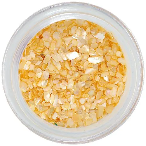 Világossárga, rendszertelen alakú törmelékek