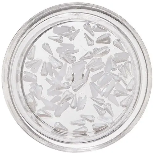 Gyöngyházas könnycseppek körmökre – fehér, egyenes